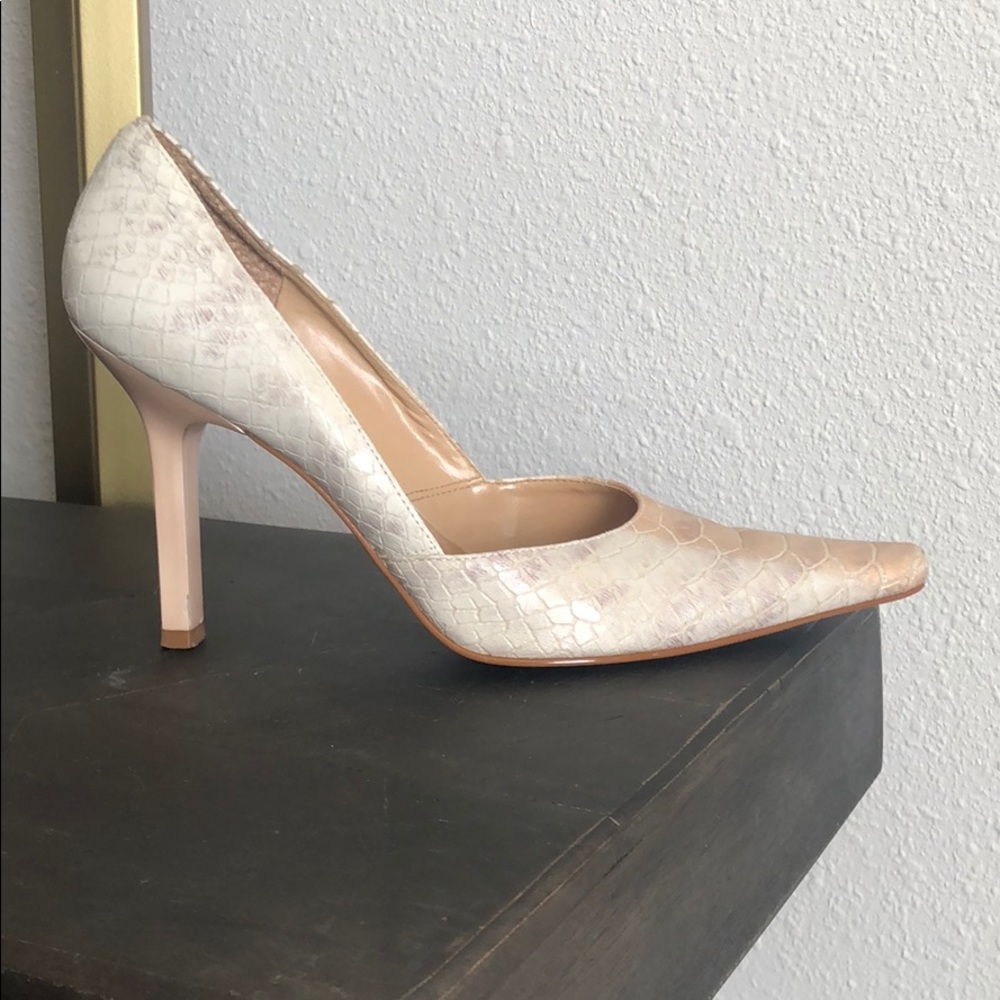 Bcbg girls pumps